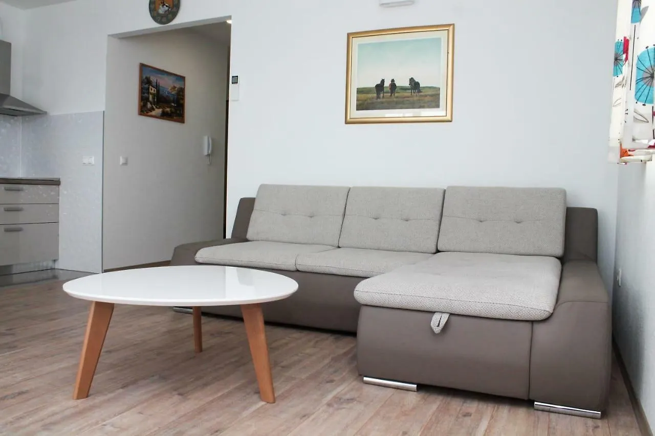 Radic Apartments Kastela Croatia
